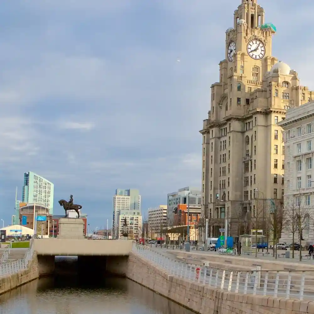 websites for painters and decorators in liverpool